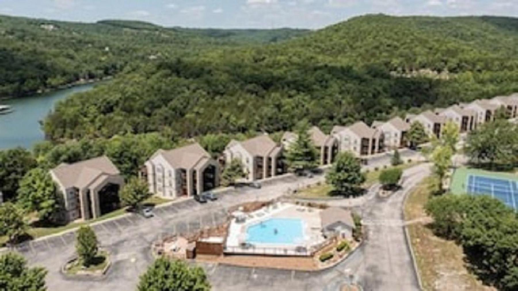 Beautiful Branson Getaway-Next To Silver Dollar City &Tablerock-Family Amenities Exterior photo