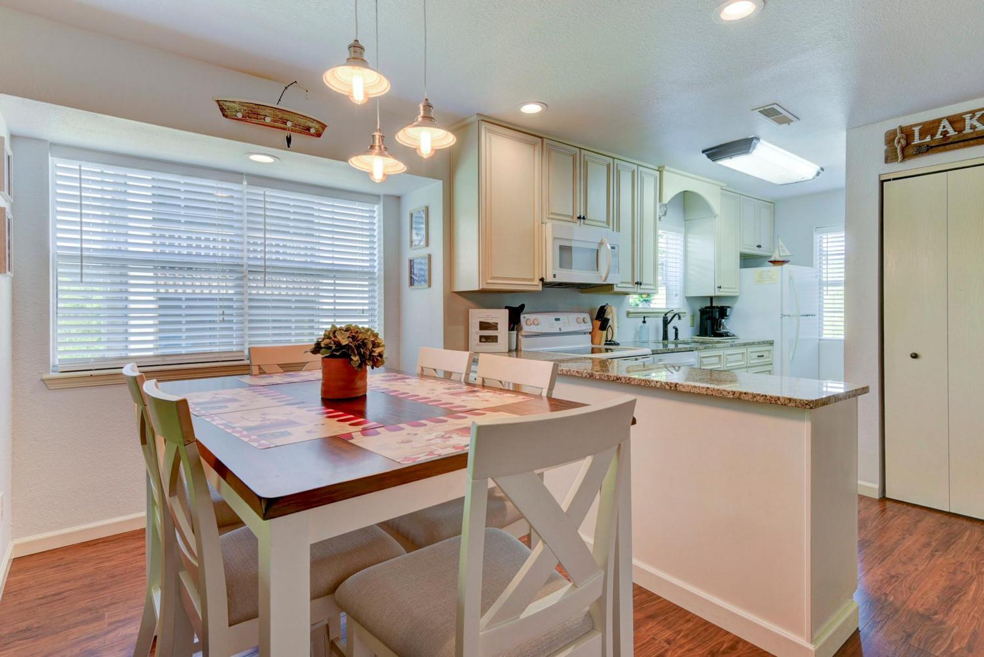 Beautiful Branson Getaway-Next To Silver Dollar City &Tablerock-Family Amenities Exterior photo