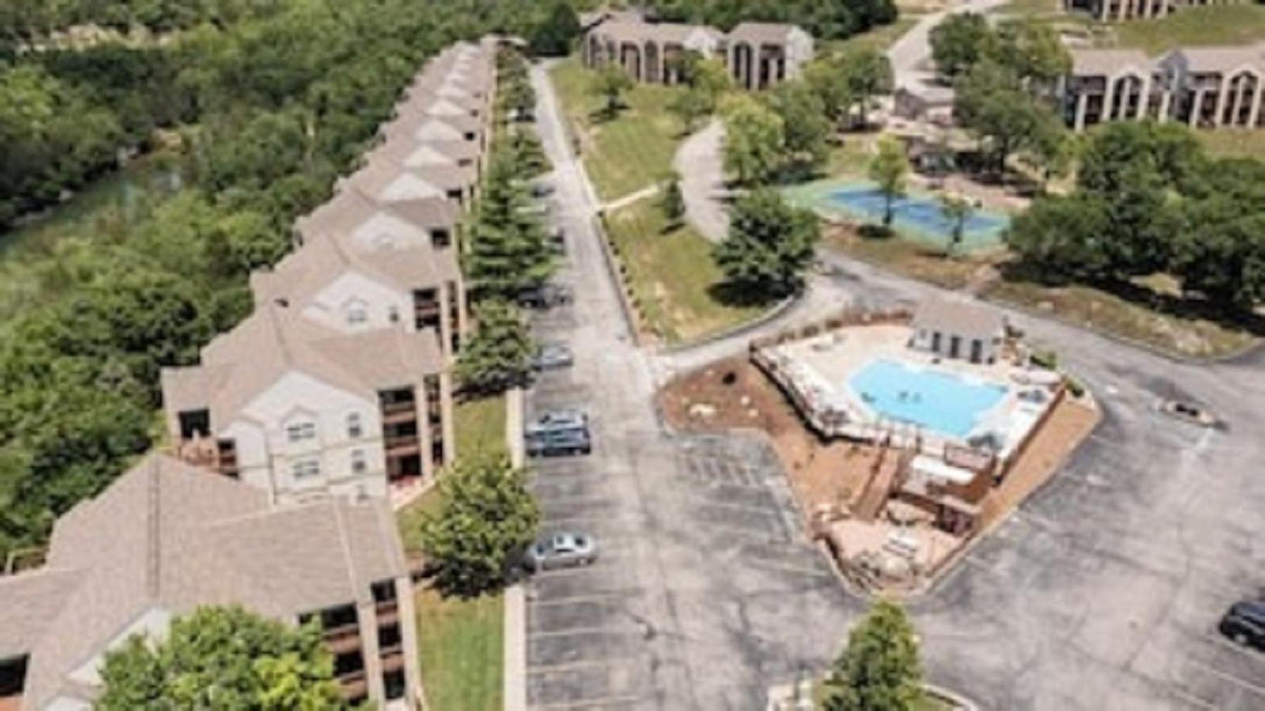 Beautiful Branson Getaway-Next To Silver Dollar City &Tablerock-Family Amenities Exterior photo
